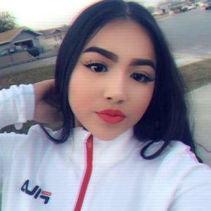 Meet your Posher, Ayon